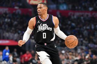 两名内线球 两名内线球